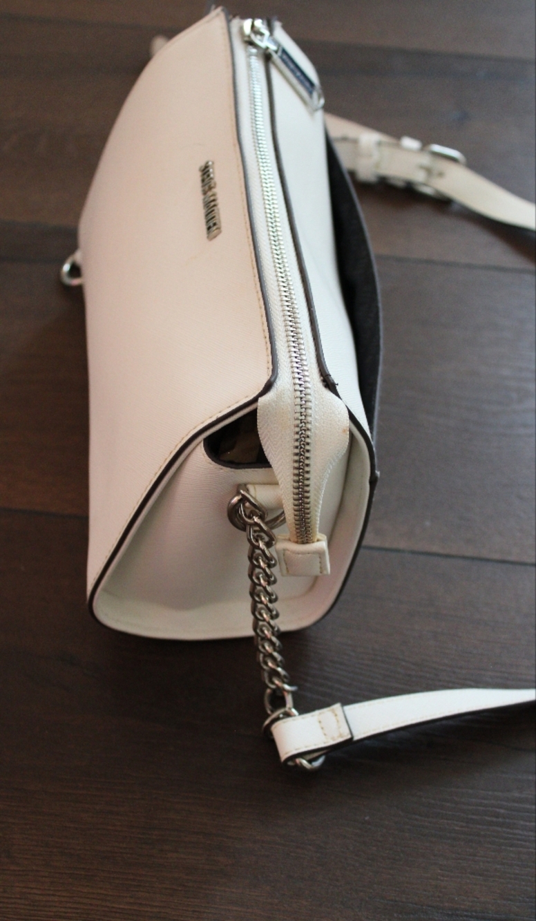 Steve Madden Cream Crossbody Bag - Picture 4 of 7